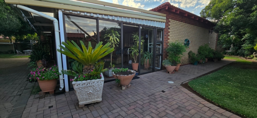 2 Bedroom Property for Sale in Flamwood North West